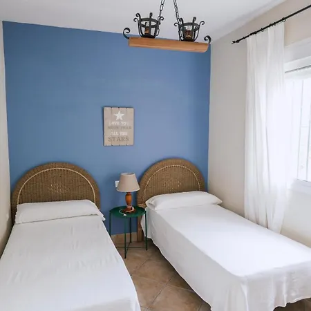 Vakantiehuis Garrovillos By Fontanilla Del Mar Holidays