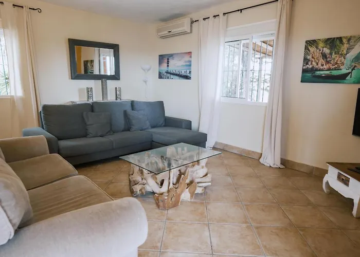 Garrovillos By Fontanilla Del Mar Holidays Hébergement de vacances *