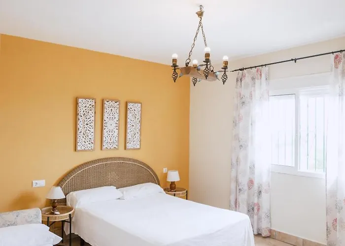 Garrovillos By Fontanilla Del Mar Holidays Hébergement de vacances