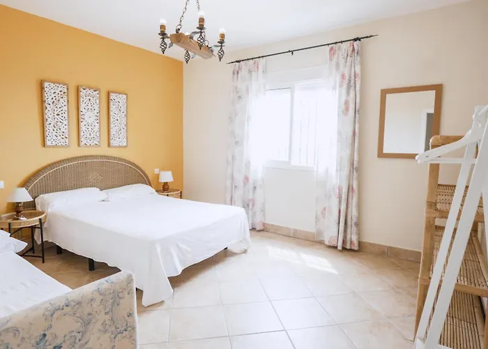 Garrovillos By Fontanilla Del Mar Holidays Hébergement de vacances *